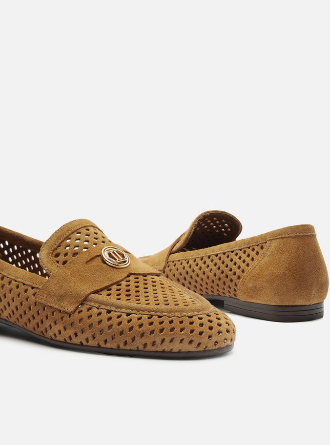 Mocassim Marrom Suede Bico Redondo Vazado Metal