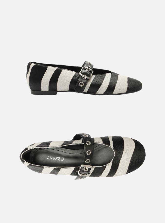 Sapatilha Boneca Pelo Zebra Rebites Fivela