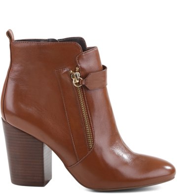 Bota Couro Zíper Salto Caramelo