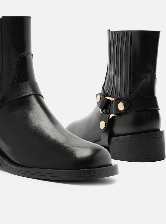Bota Preta Couro Cano Curto Bloco Metal Biker