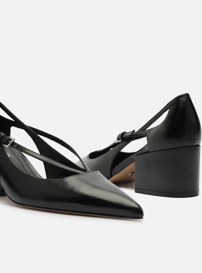 Scarpin Preto Couro Bloco Semi Aberto Tiras