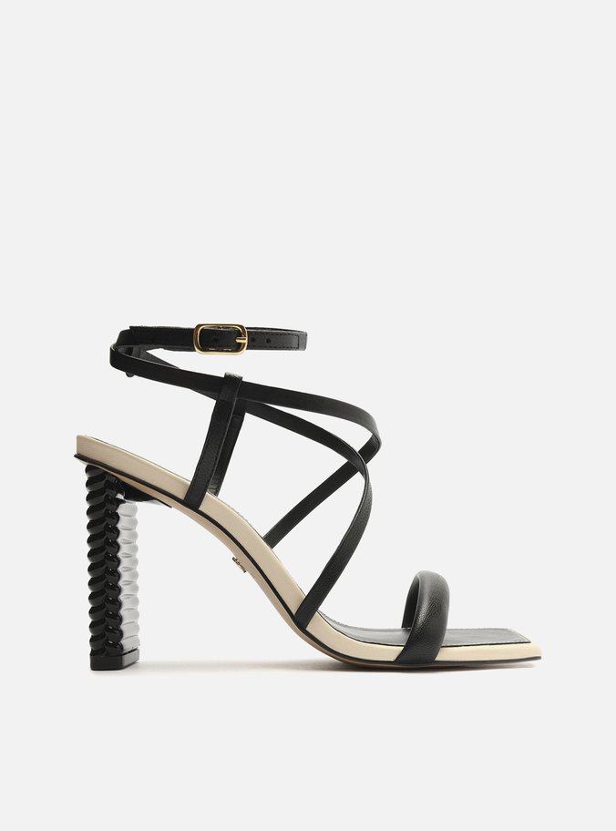 Sandália Preta Salto Alto Barra Helena