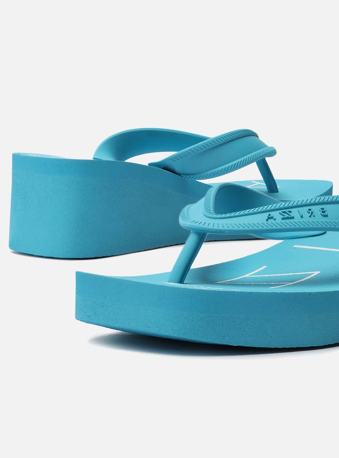 Chinelo de Dedo Azul Plataforma Bold Brizza