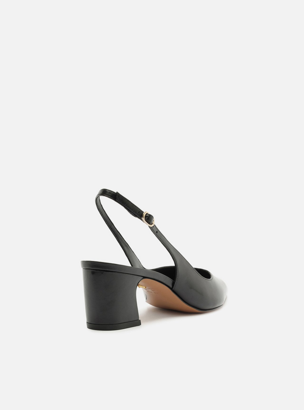 Scarpin Preto Couro Salto Médio Bloco Slingback — foto 3