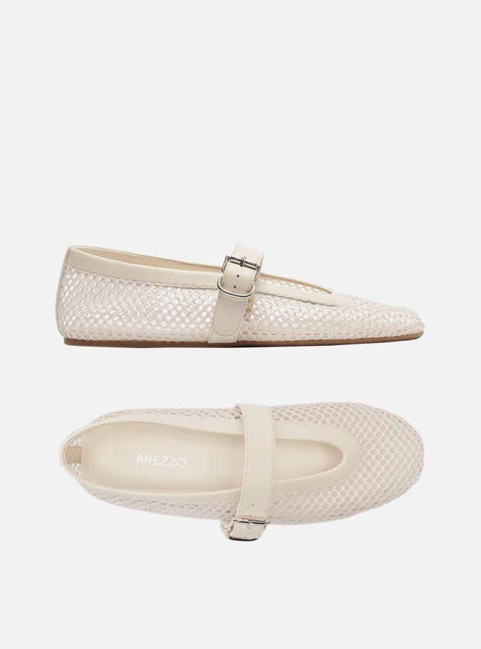 Sapatilha Boneca Off-White Tela Fivela