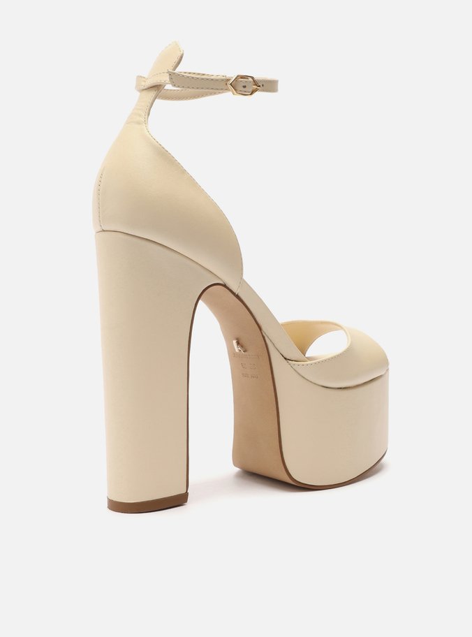 Sandália Off-White Couro Meia Pata Madison