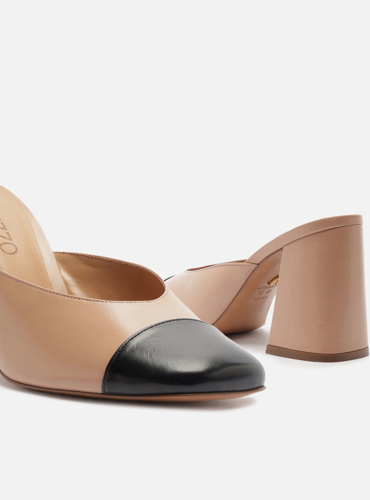 Mule Nude Couro Salto Bloco Bicolor — foto 4