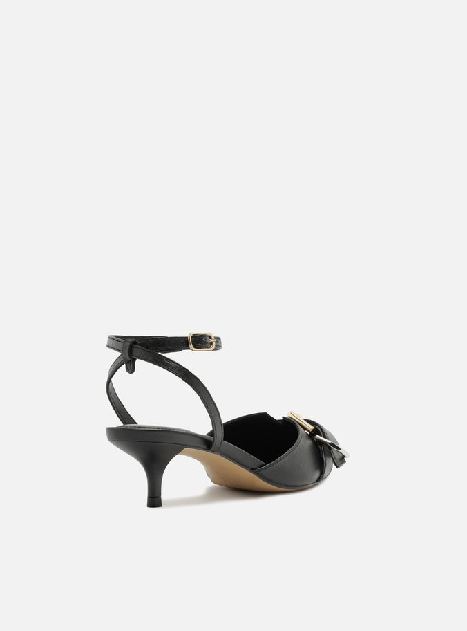 Scarpin Preto Couro Salto Kitten Aberto Fivela