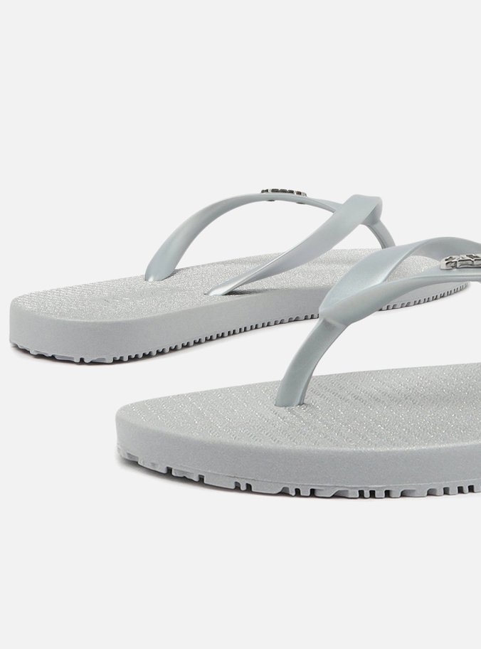 Chinelo de Dedo Prata Brizza