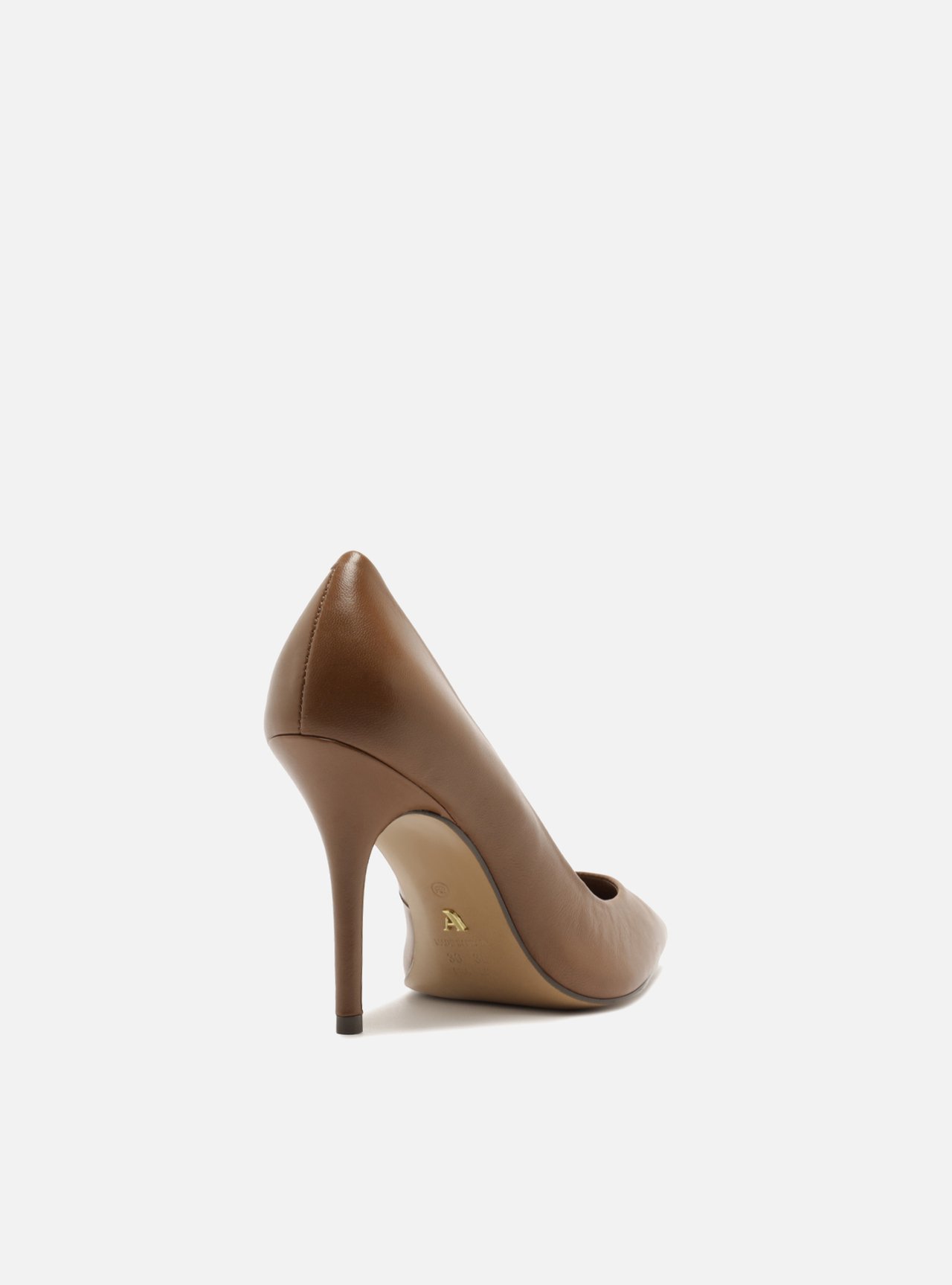 Scarpin Marrom Couro Salto Fino — foto 3