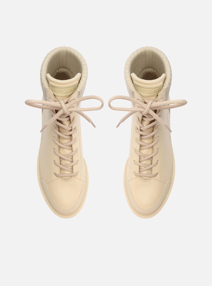 Coturno Off-White Couro Tratorado Lizza