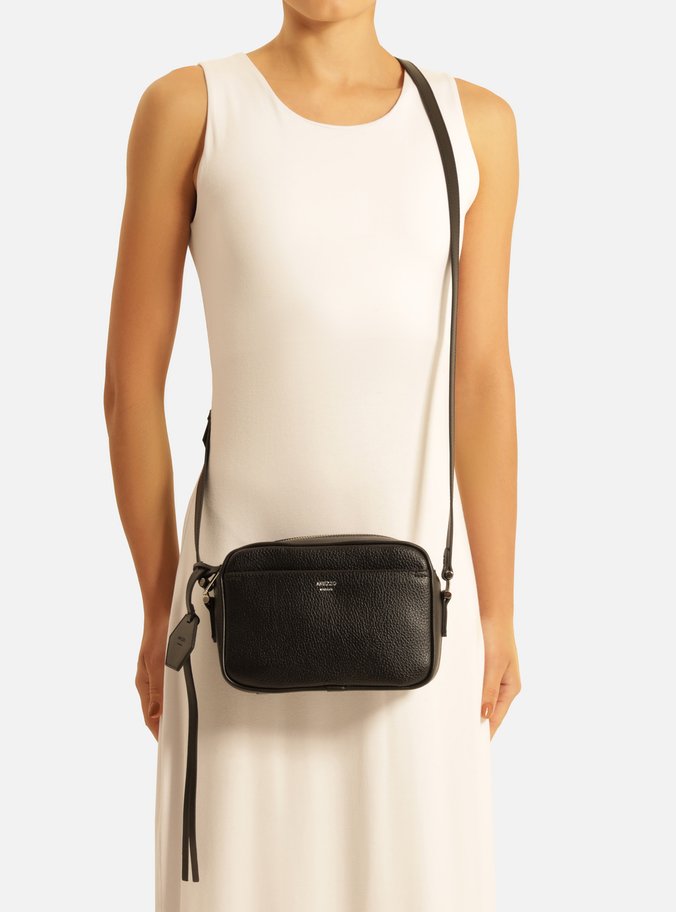 Bolsa Tiracolo Preta Pequena Bag Charm Hexágono