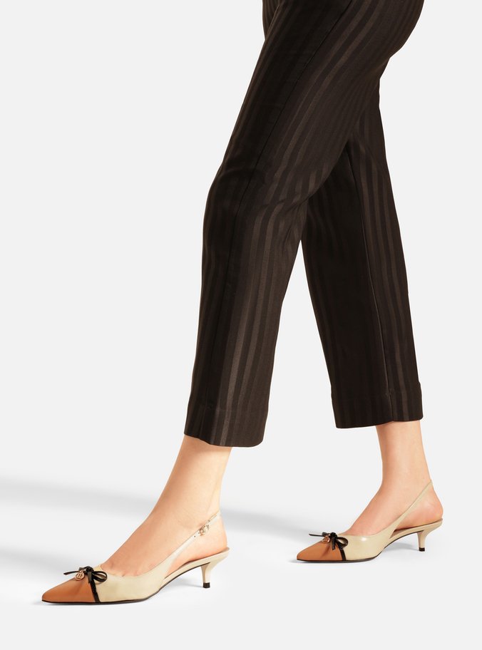Scarpin Branco Couro Salto Baixo Slingback Laço