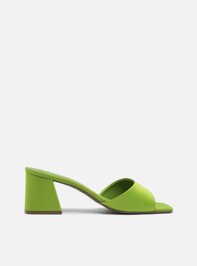 Mule Verde Cetim Salto Médio Bloco