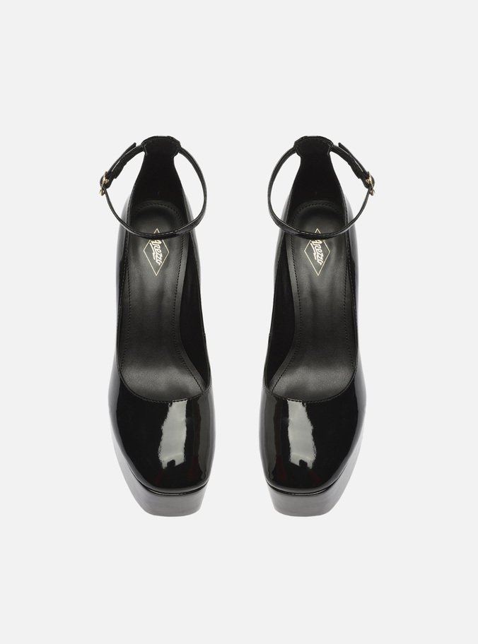 Scarpin Preto Verniz Meia Pata Bloco Gilda