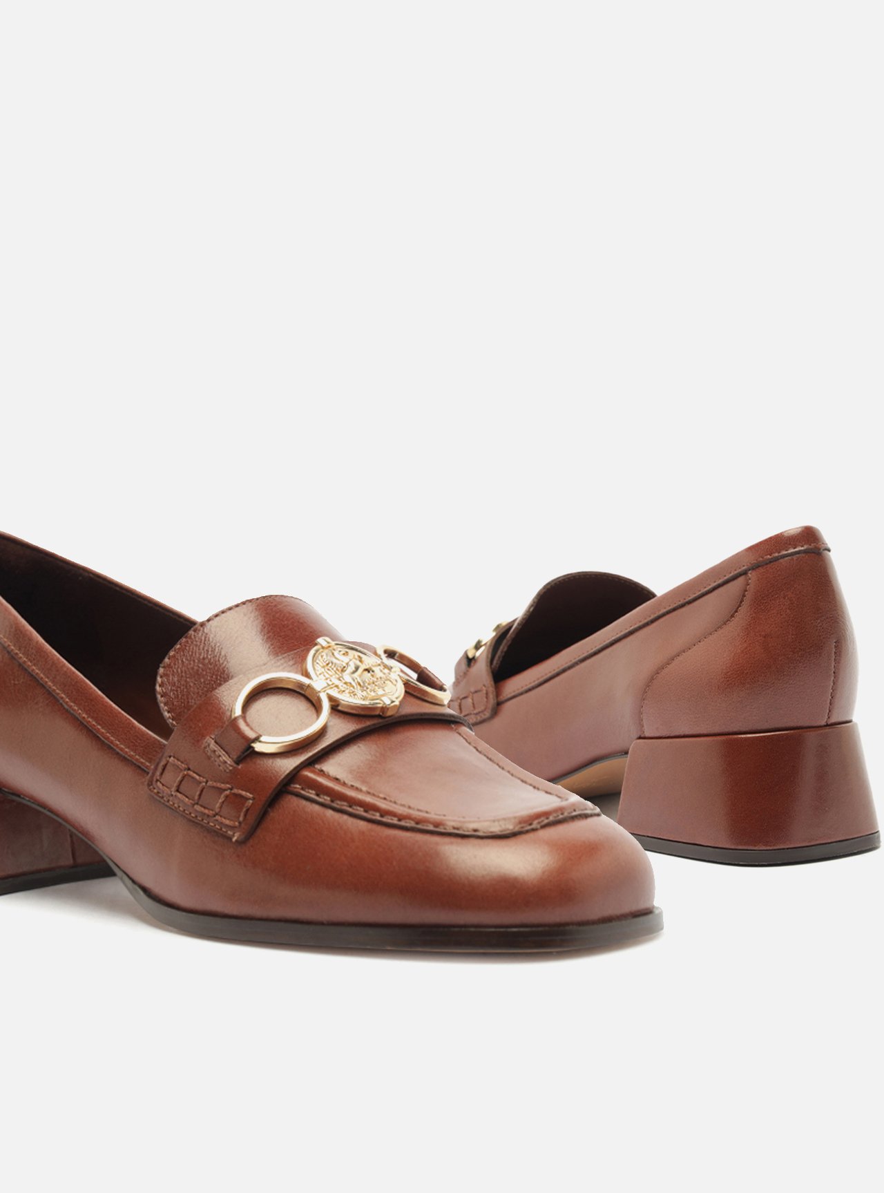 Loafer Marrom Couro Salto Bloco Metal Heritage — foto 4