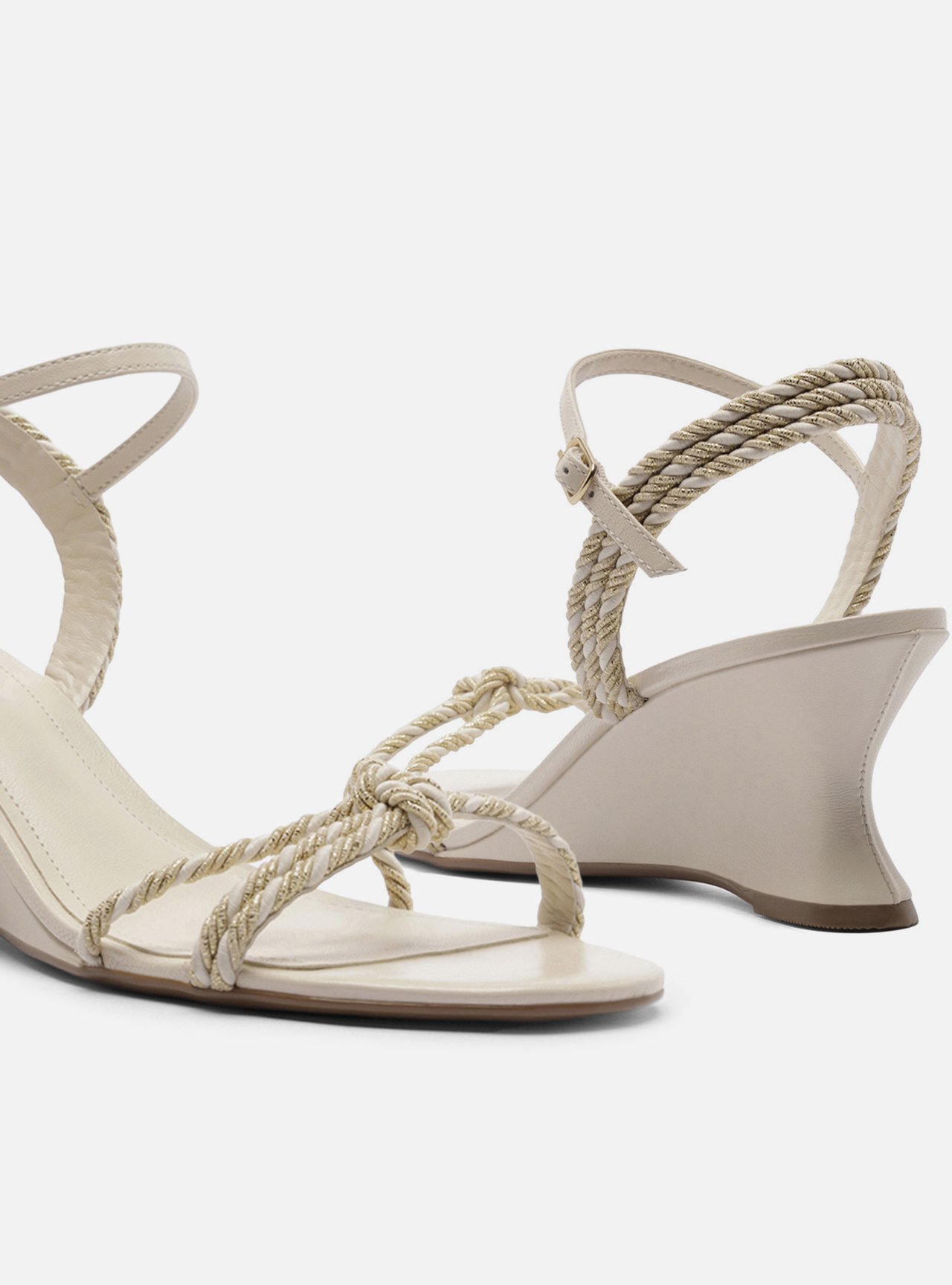 Sandália Off-White Anabela Tiras Cordão — foto 4