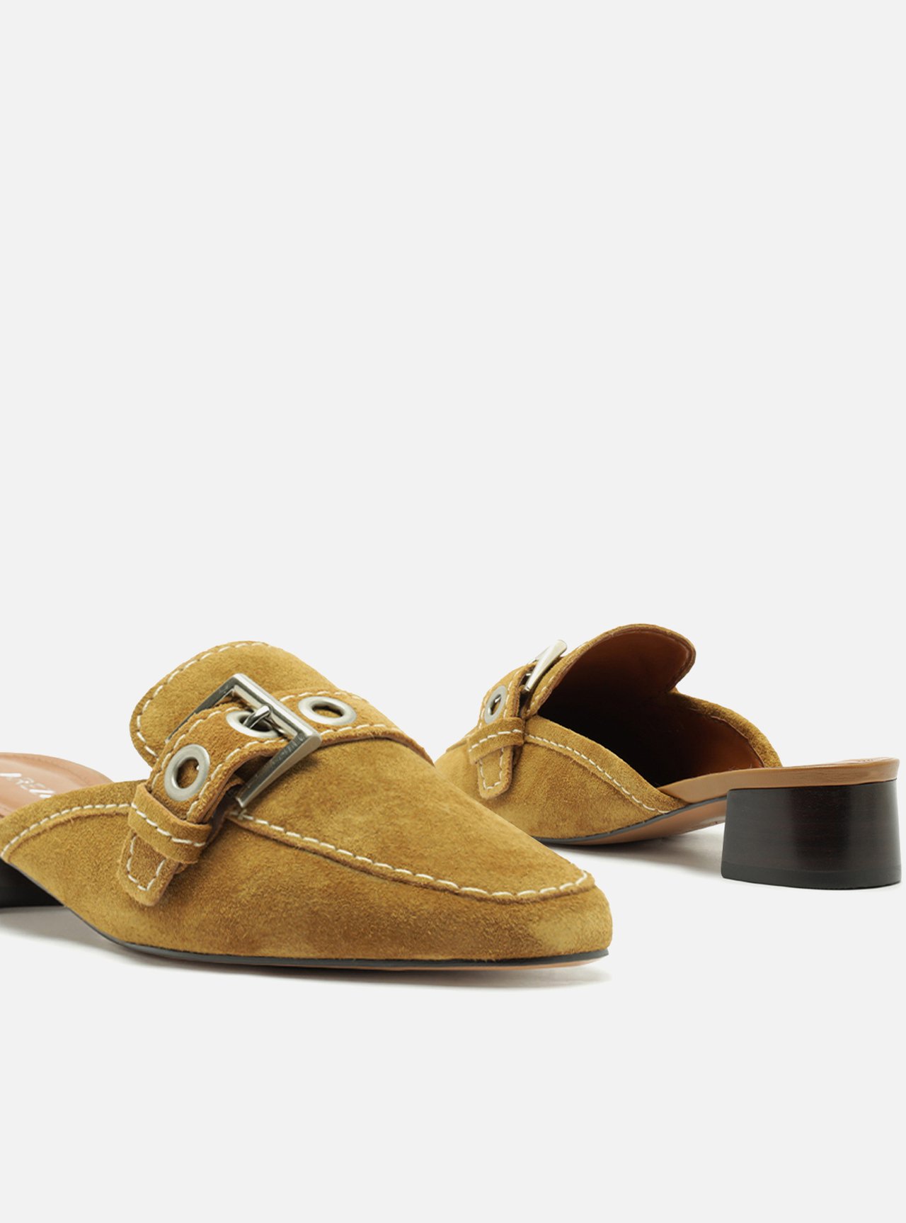 Mule Marrom Salto Bloco Fivela Suede Metais — foto 4