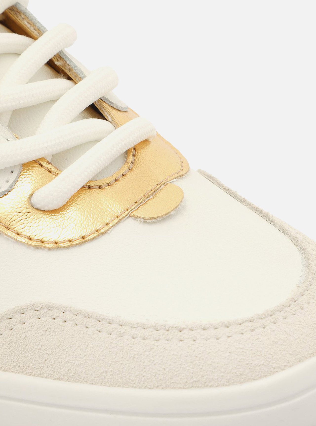Tenis arezzo branco clearance com dourado