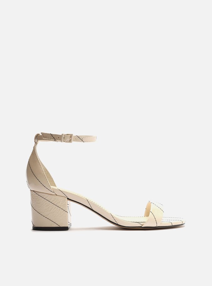 Sandália Off-White Verniz Salto Bloco Helena