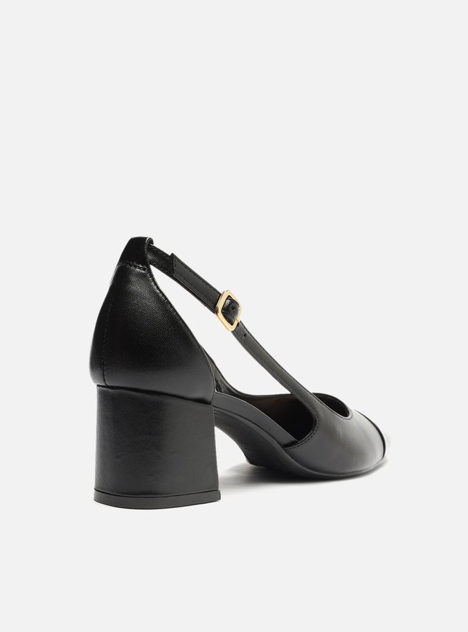 Scarpin Preto Couro Aberto Cap Toe Verniz