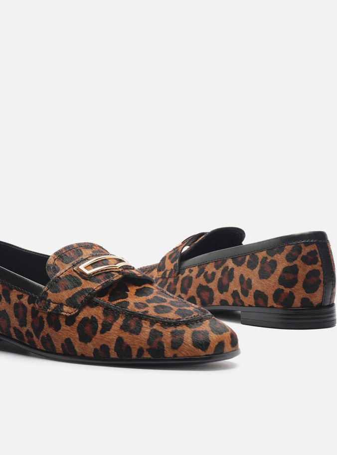 Mocassim Animal Print Tira Metal