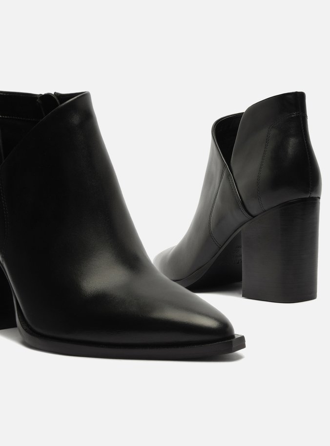 Bota Preta Couro Cano Curto Bloco