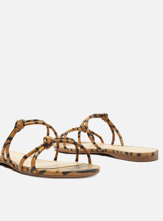 Sandália Rasteira Animal Print Bico Redondo Nós