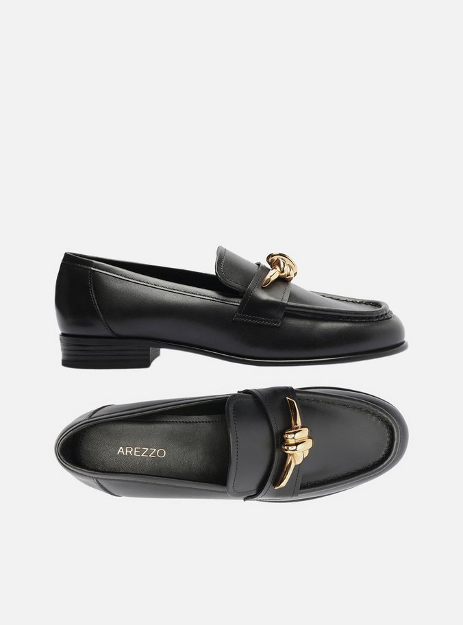 Mocassim Preto Couro Bico Redondo Metal Nó