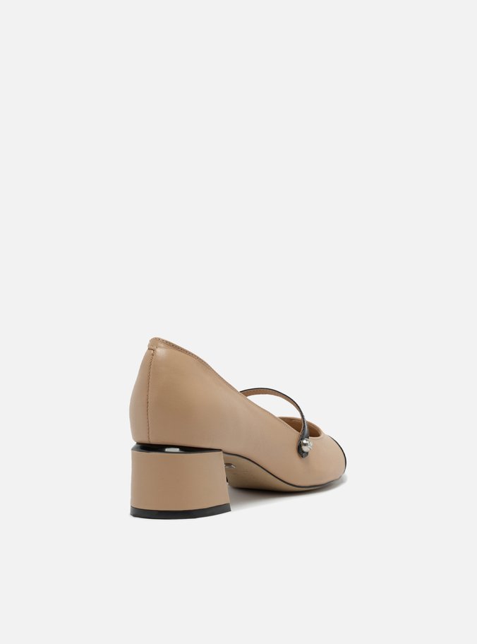 Sapato Boneca Bege Couro Cap Toe Preto