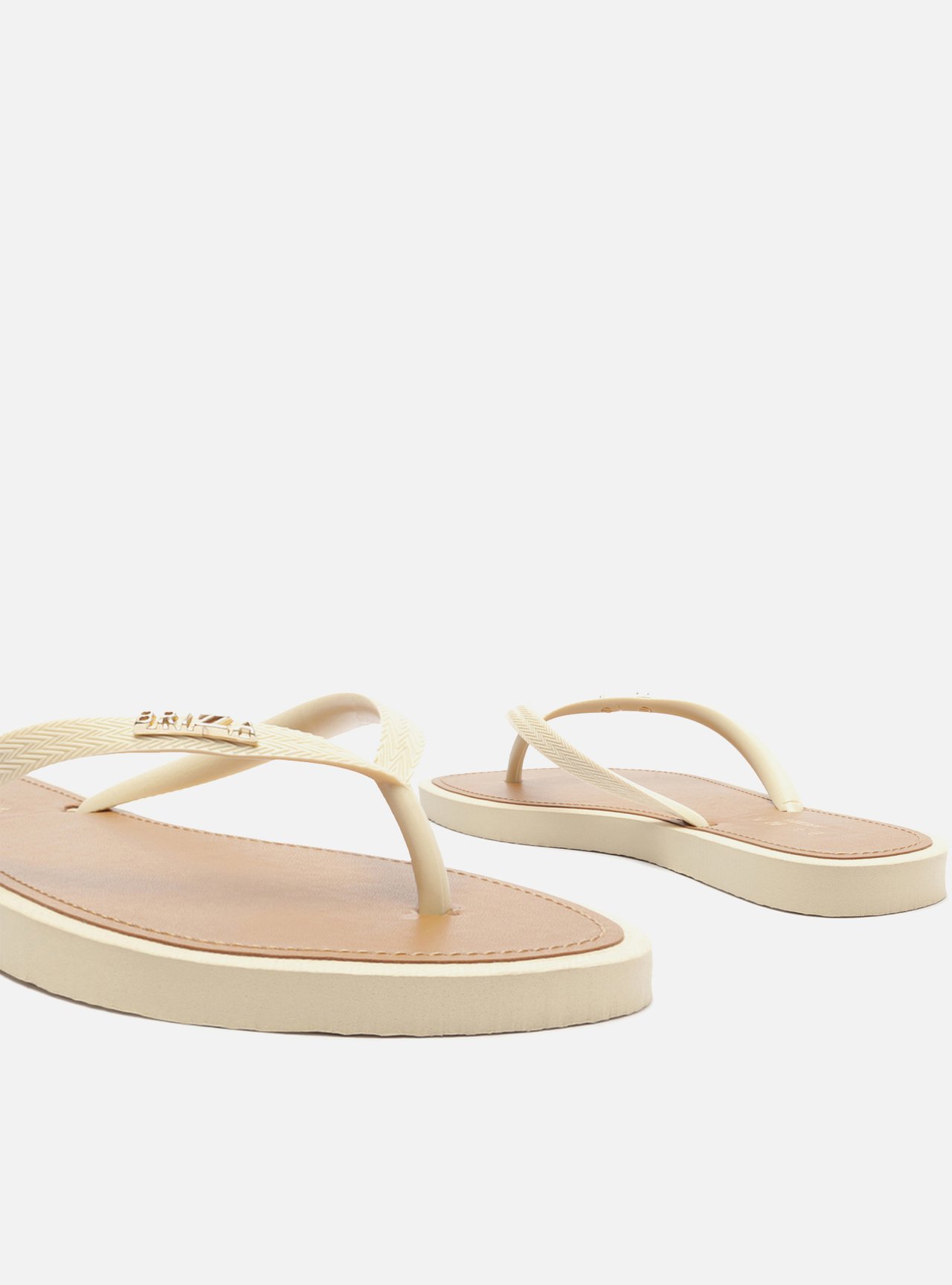 Chinelo de Dedo Tiras Off-White Palmilha Marrom — foto 5