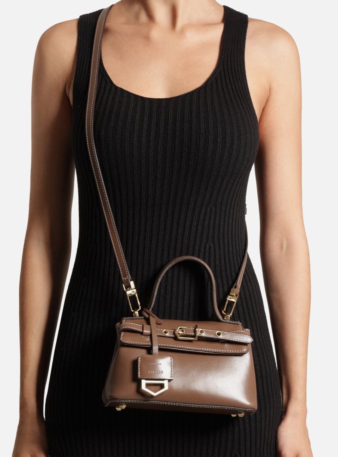 Tiracolo Marrom Couro Pequena Bag Charm Victória