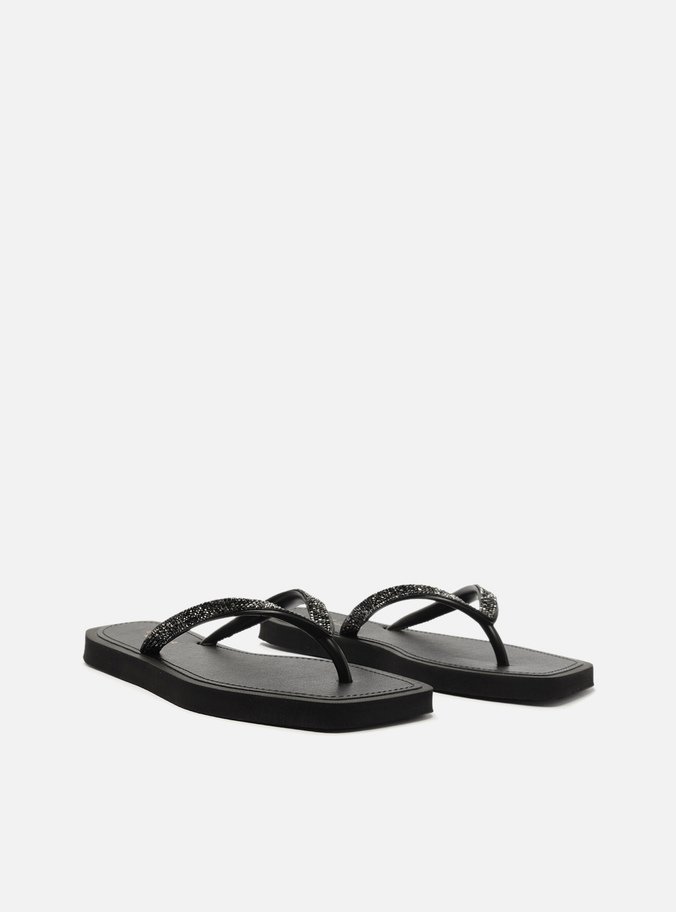 Chinelo de Dedo Preto Strass Square