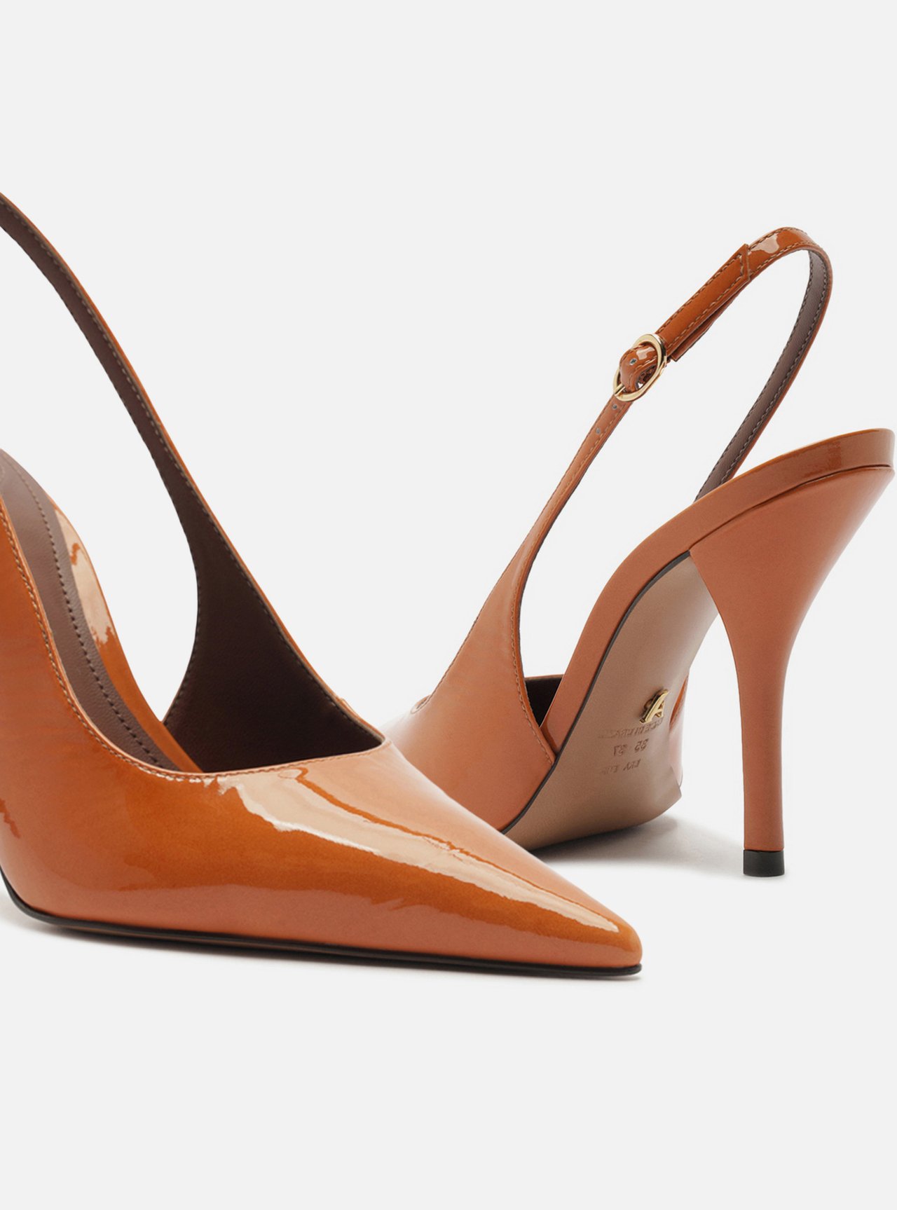 Scarpin Laranja Salto Fino Fivela Slingback — foto 4