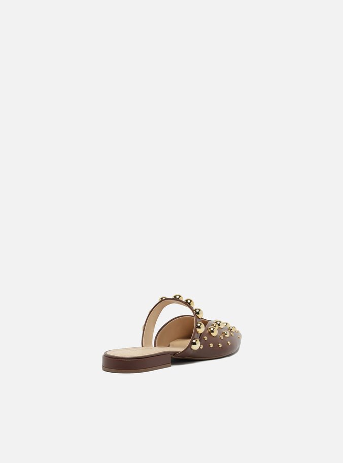 Mule Marrom Couro Fechada Tachas