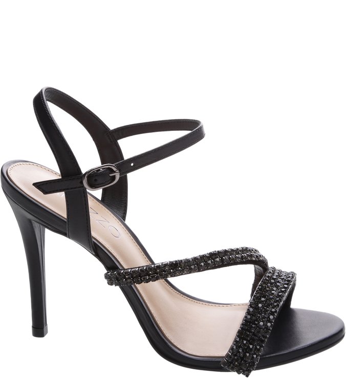 sandalia preta com brilho