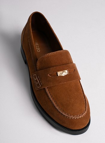 MOCASSINS